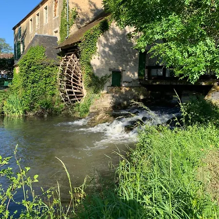 La Yourte Du Moulin 럭셔리텐트 Champrond